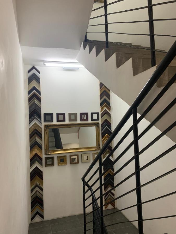 Frame Hotel